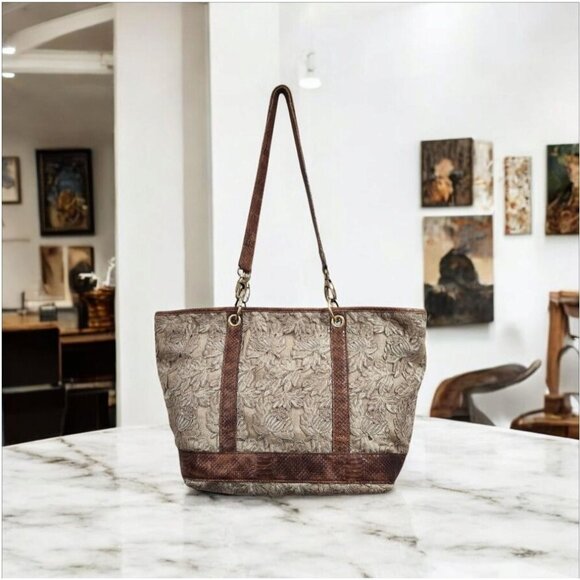 Rare Clever Carriage Company Embroidered lace & Croc Embossed Leather Large Tote - Picture 1 of 15